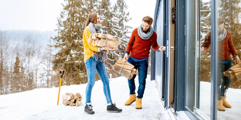 Assurance habitation – deux amoureux à l’extérieur