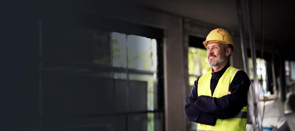 Entrepreneur sur un chantier de construction